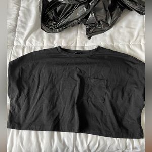 Shein black cropped t-shirt. Size M